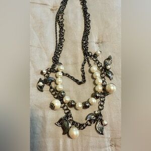 Fashion jewellery necklace